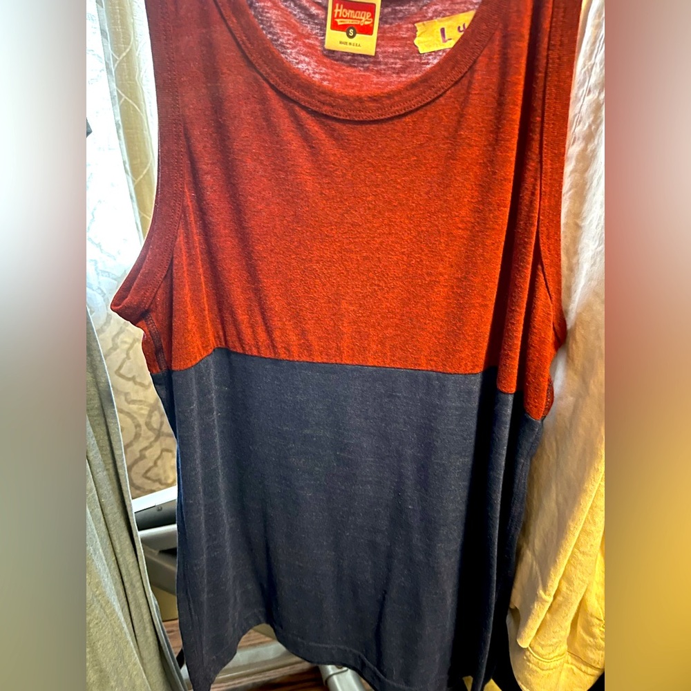 Homage tank